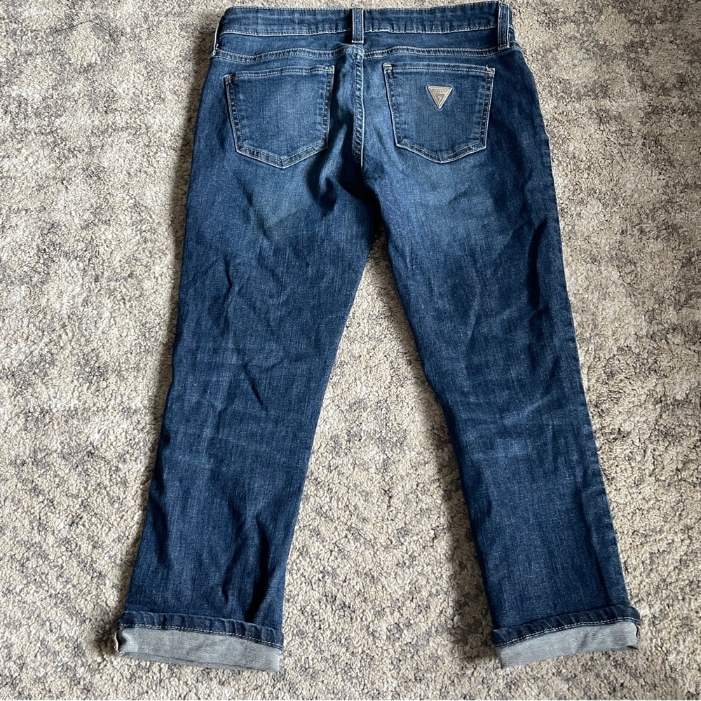 GUESS MEDIUM RISE JEANS (Sarah fit) - Picture 5 of 7